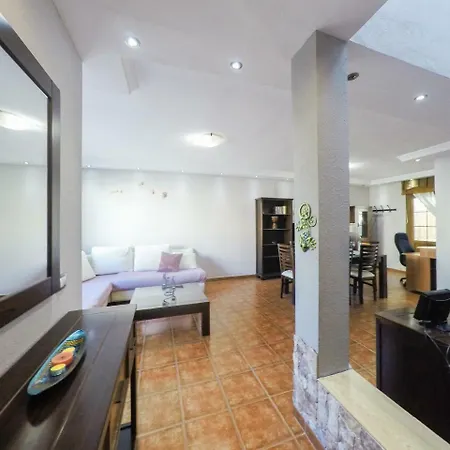 Lomas Comfy And Central House Сasa de vacaciones *